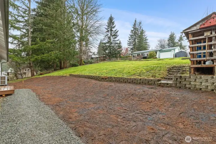 Spacious backyard - your blank canvas to create the outdoor retreat you’ve always wanted.