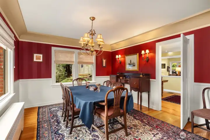 Formal dining room