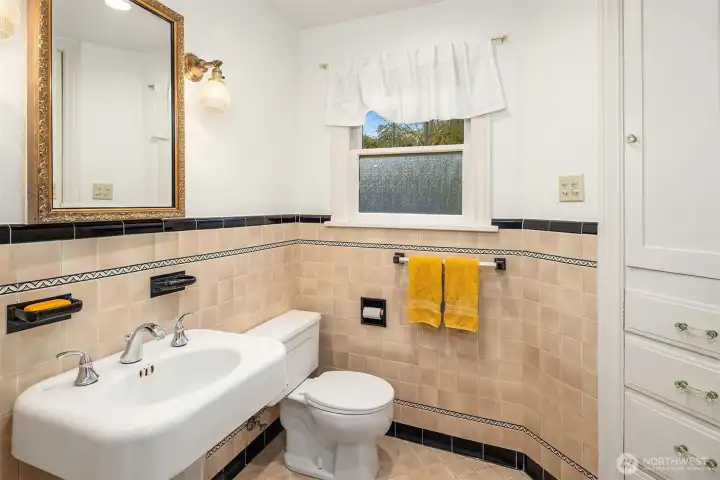 Second floor full bath