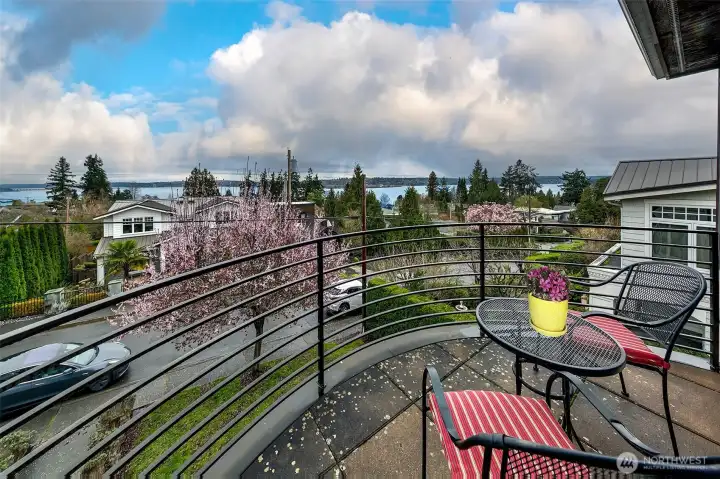 deck off master suite