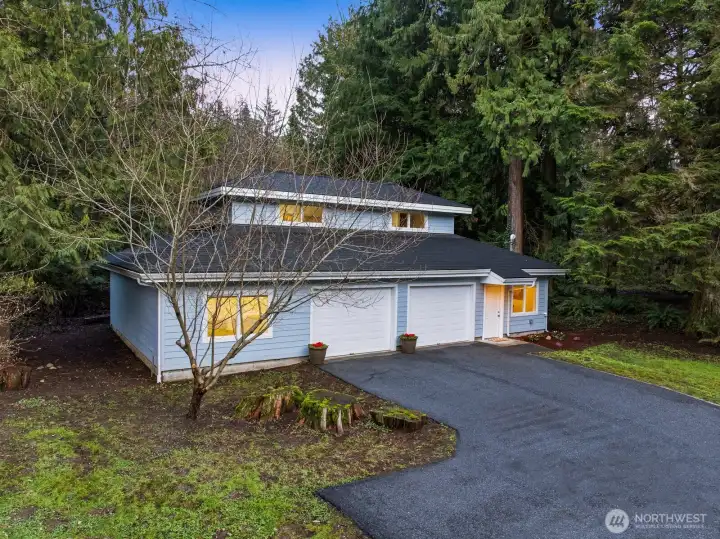 Detached ADU (DADU) is perfect for guests, hobbies, or a little extra income!