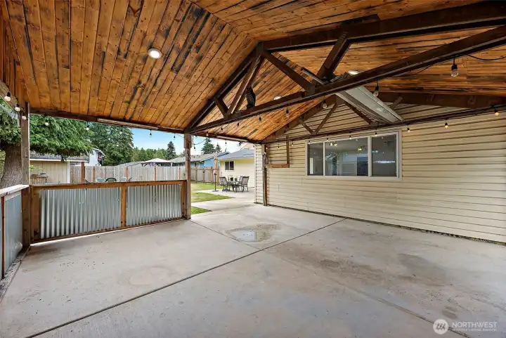Large backyard with firepit!