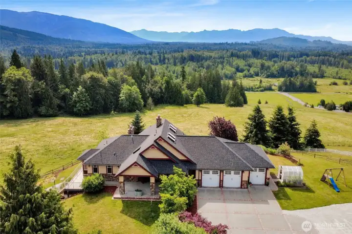 Welcome to 18077 Fox Hollow Lane in beautiful Bow