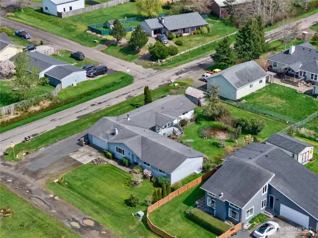 Well maintained home located by the Ilwaco Airport in Vandalia. A quiet little bedroom community outside Ilwaco. This 3-bedroom 2-bath home has an attached apartment or ADU with 2- Bedrooms and a Full Bath. Perfect for renting or communal living.