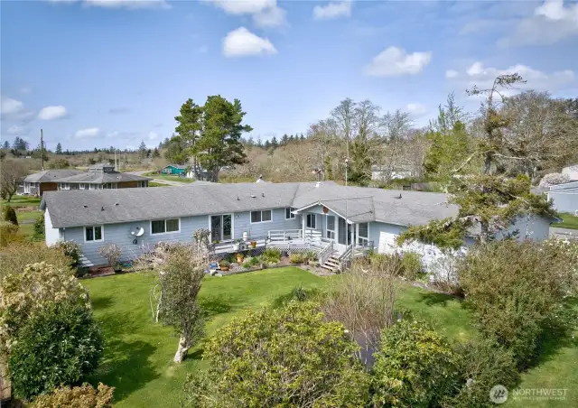 Well maintained home located by the Ilwaco Airport in Vandalia. A quiet little bedroom community outside Ilwaco. This 3-bedroom 2-bath home has an attached apartment or ADU with 2- Bedrooms and a Full Bath. Perfect for renting or communal living.