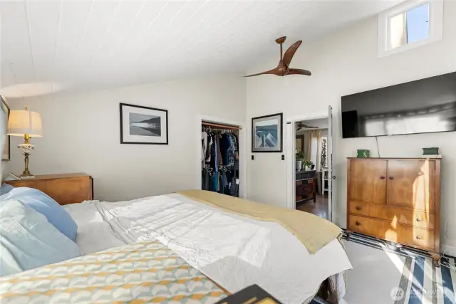 Ceiling fan in primary bedroom.