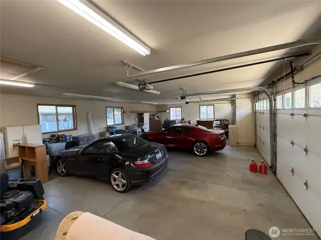 3 car garage