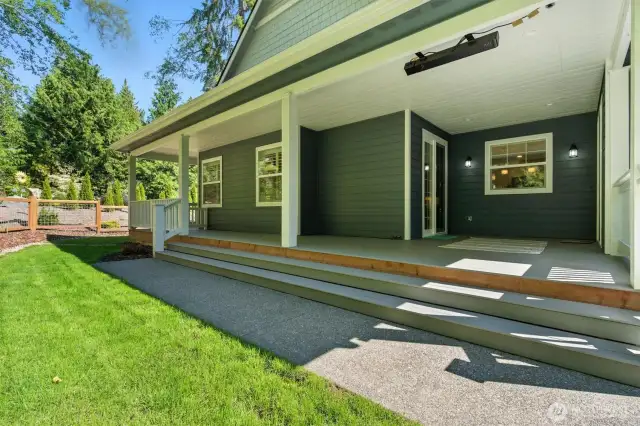 There is a gas stub for an outdoor grill, plenty of space for entertaining!