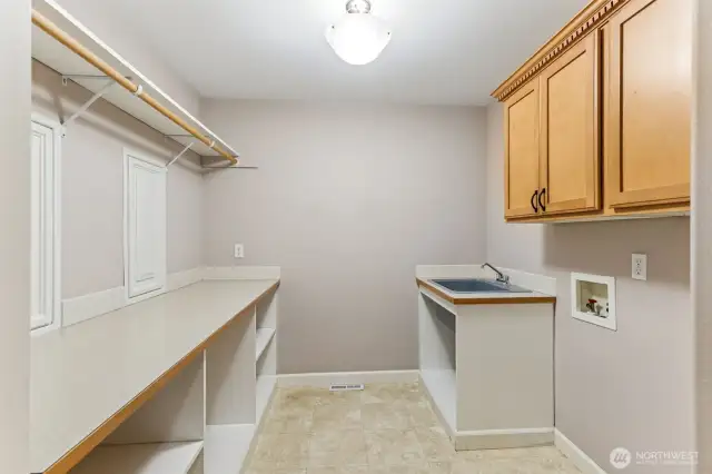 Laundry with lots of storage