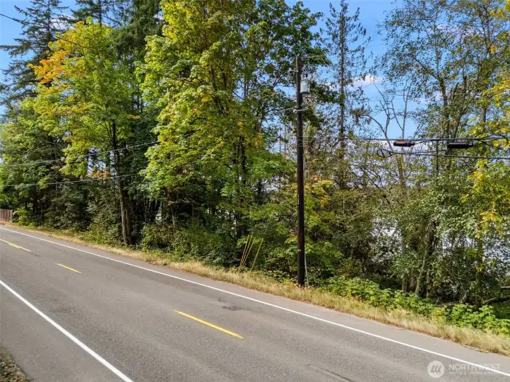 Roadside View Vacant Land Waterfront Roadside View Vacant Land Waterfront