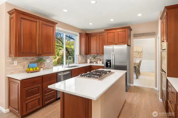 Lots of cabinet space