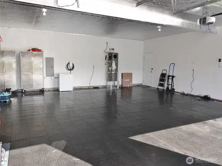 Huge Garage.