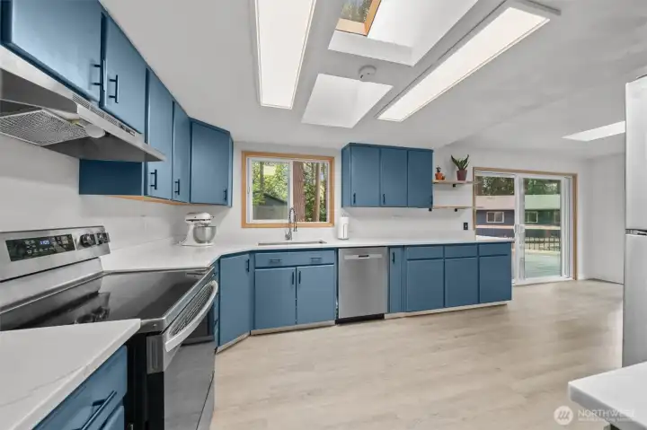 New quartz countertops and appliances.