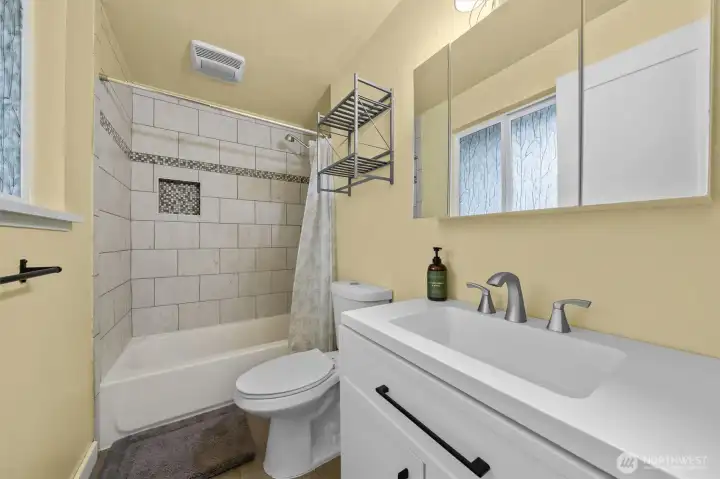 Primary Full Bath