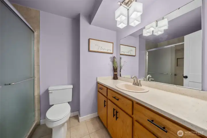 3/4 Guest Bath.