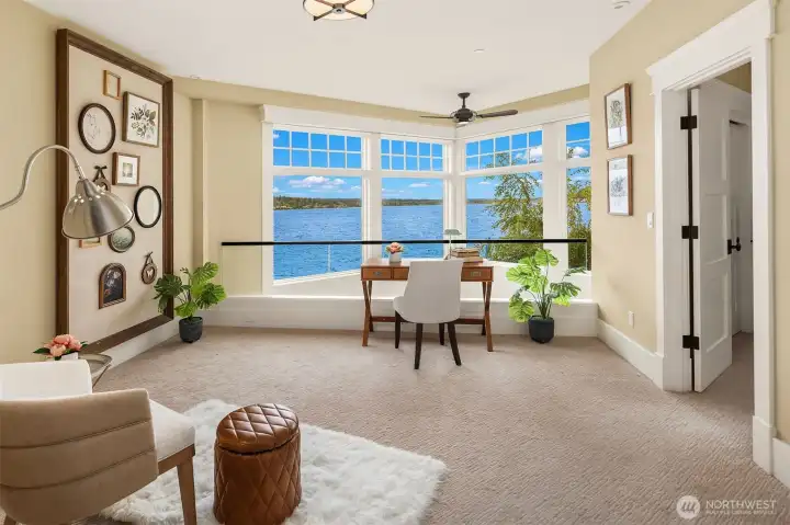 Second floor loft area with spectacular views