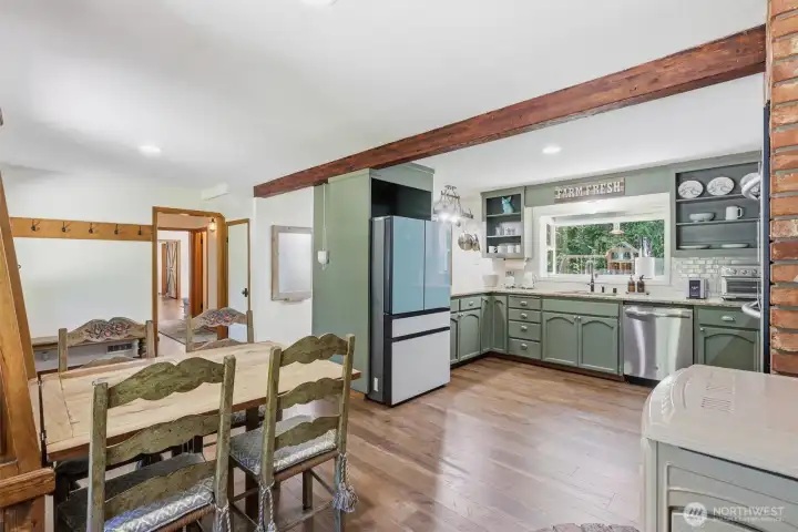 Kitchen eating