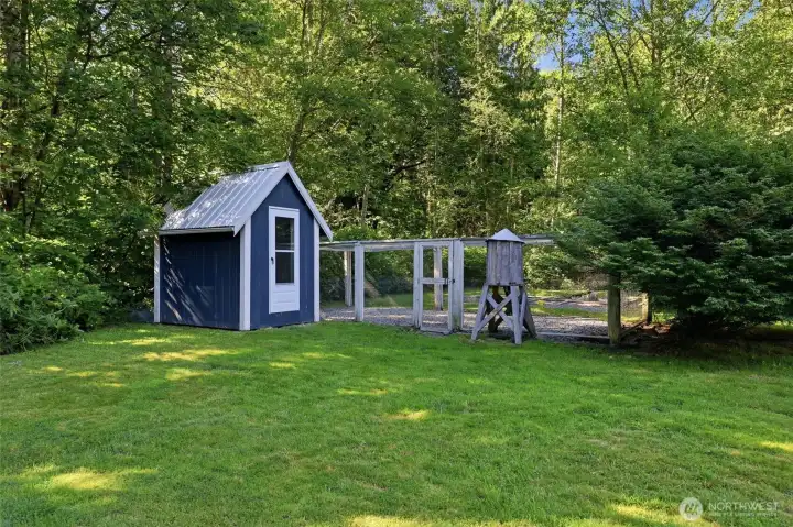 Fully fenced chicken coop