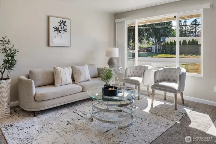 Beautiful living room, large windows!