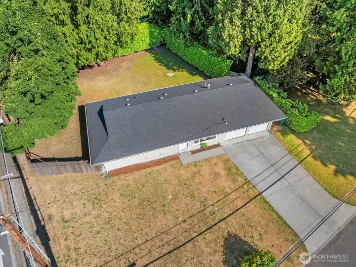Huge corner lot!