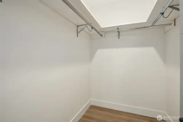 Walk-In Closets in Primary Bedrooms