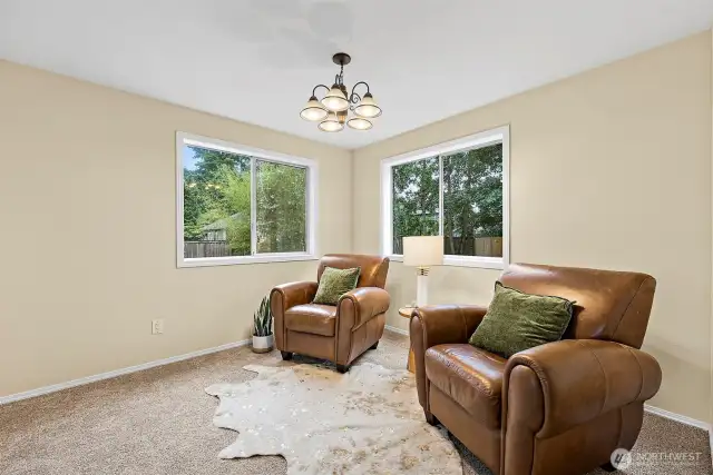 Great space in this bright corner