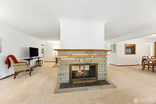 Two sided gas fireplace