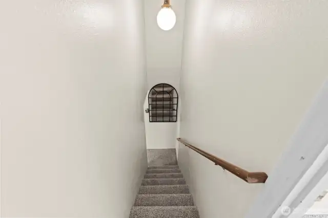 Stairs to garage parking