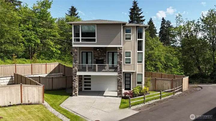 Example of the Braeburn floor plan to be located at 3853 95th Avenue E
