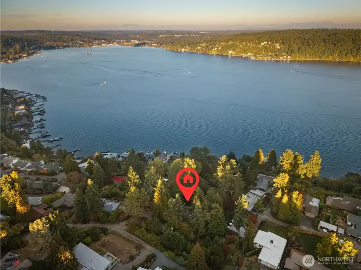 Just minutes away from Lake Washington