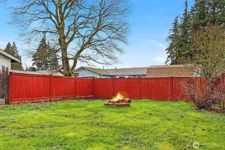 The back yard is large enough to house a DADU or duplex DADU.