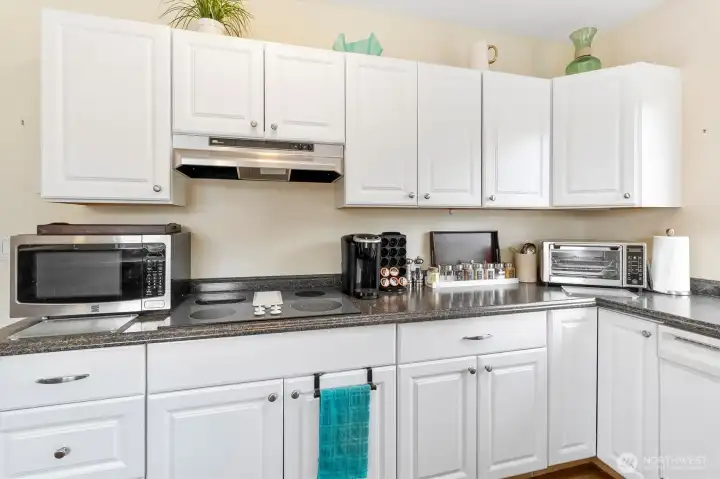 Light and bright kitchen fed by overhead skylight