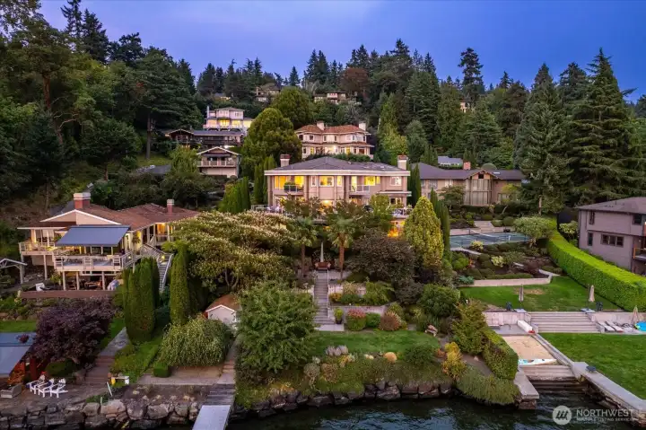 Welcome home! A rare legacy opportunity to own one of the finest homes and lots on Lake Washington! This is the one you have been waiting for!
