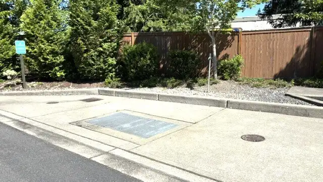 Car washing station