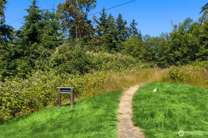 Local trails connect to island trail systems. Local trails connect to island trail systems.