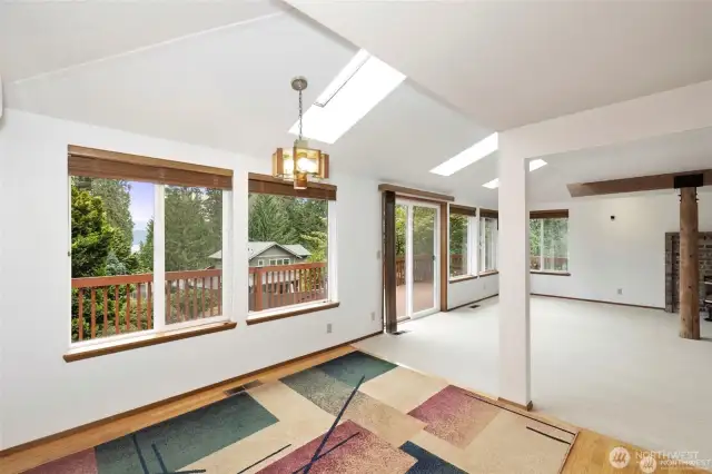 The dining room has views too, showing without the virtual staging.