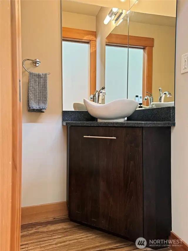 Powder Room.