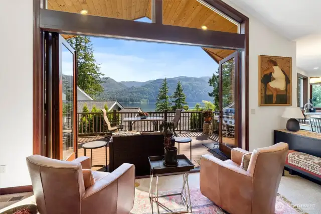 Living Room Bi-Fold Doors Open to Deck