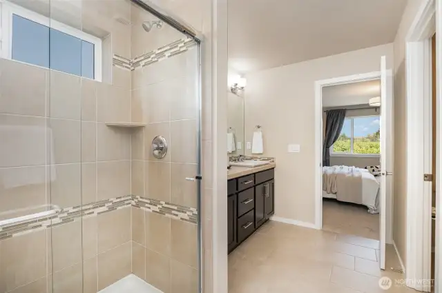 Exquisite tiles in the primary bathroom shower
