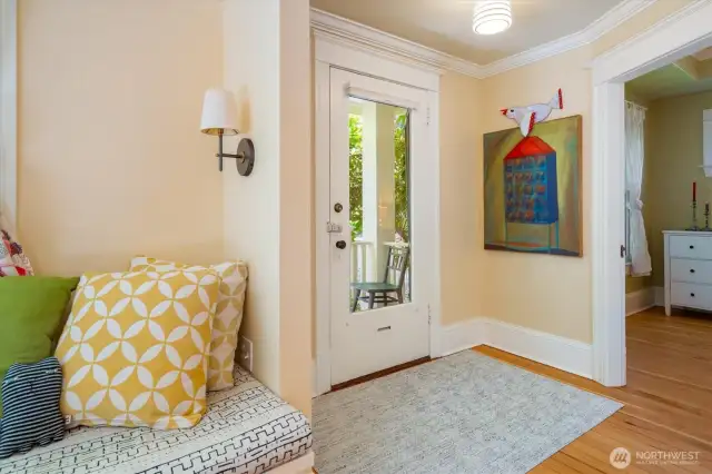 Main floor unit