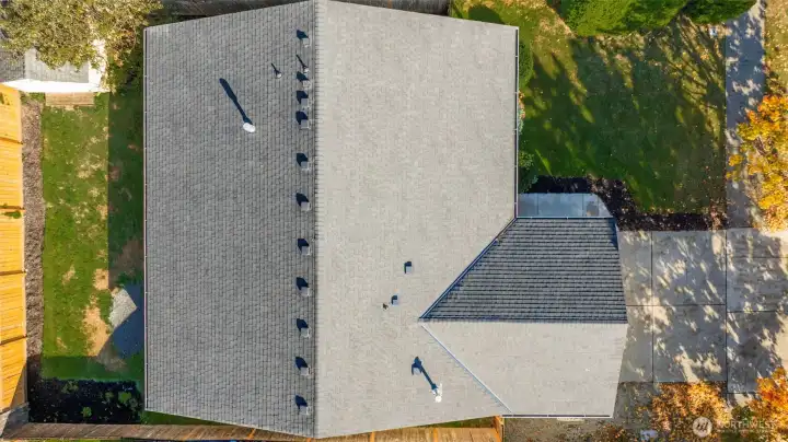 30 year roof new from 2020