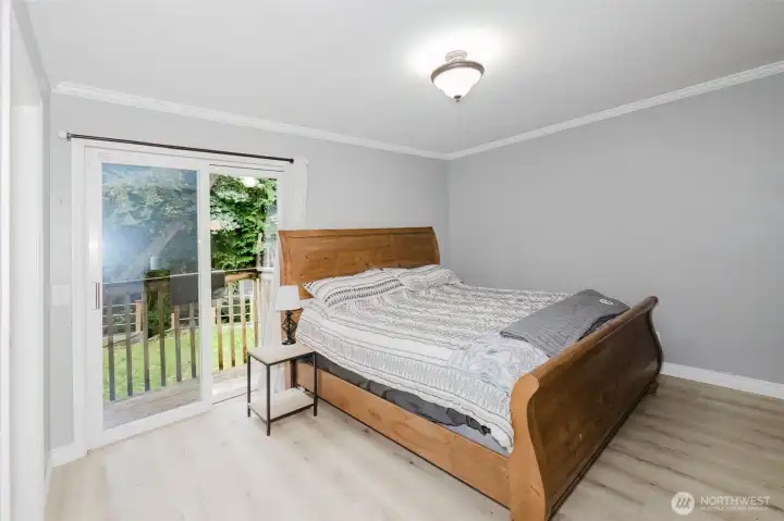 Bonus room downstairs with bathroom attached