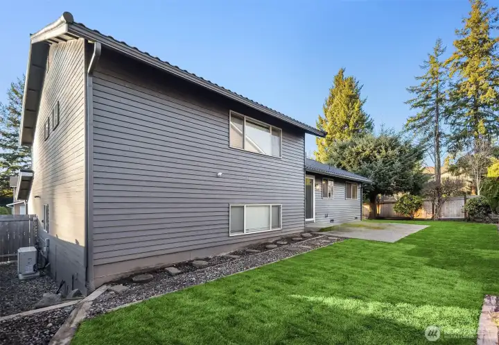 Spacious & well maintained backyard.