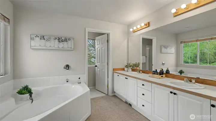 En-suite bath