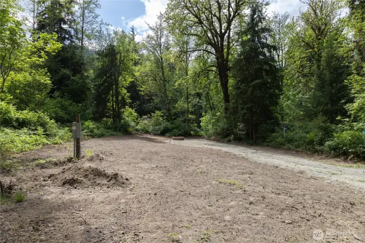 Sauk River Estates has river access close by