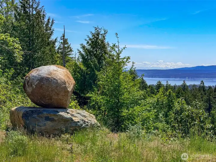 More boulders standing guard.