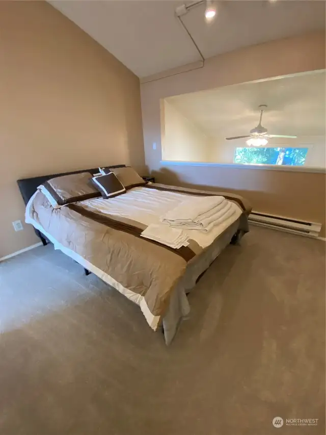 2nd floor bedroom