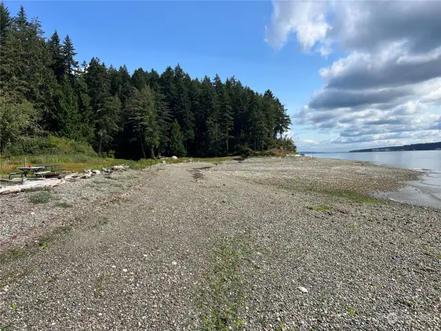 The community beach & tidelands facing North.