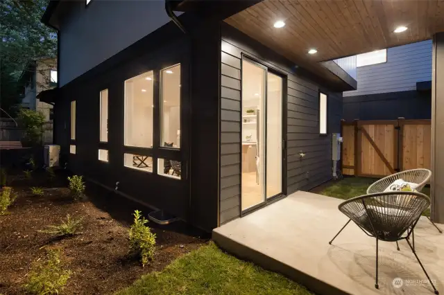 Outdoor covered patio.