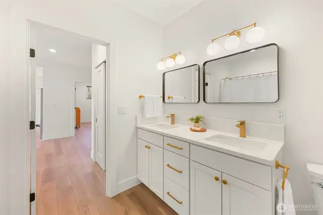 Basement ADU Full bath